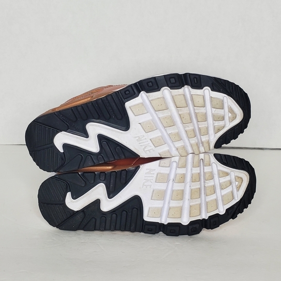 Nike Rose Gold Sneakers - Picture 8 of 8